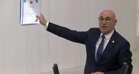 TBMM'de Mahmut Tanal Siirt'i gündeme getirdi: "76. sıradan çıkarmak için yatırım şart"