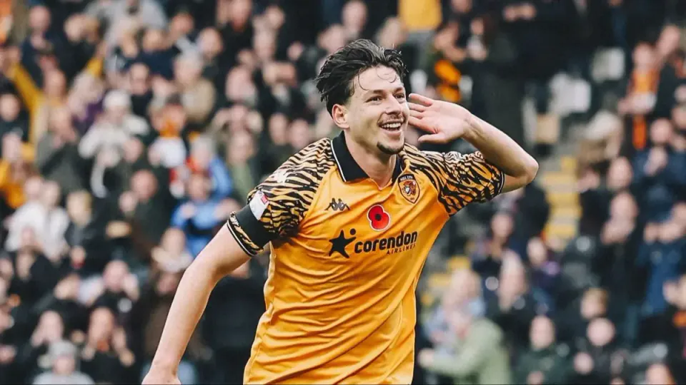 Enis Destan'dan Premier Lig Hedefi: Hull City'de Skor Sorumluluğu görseli