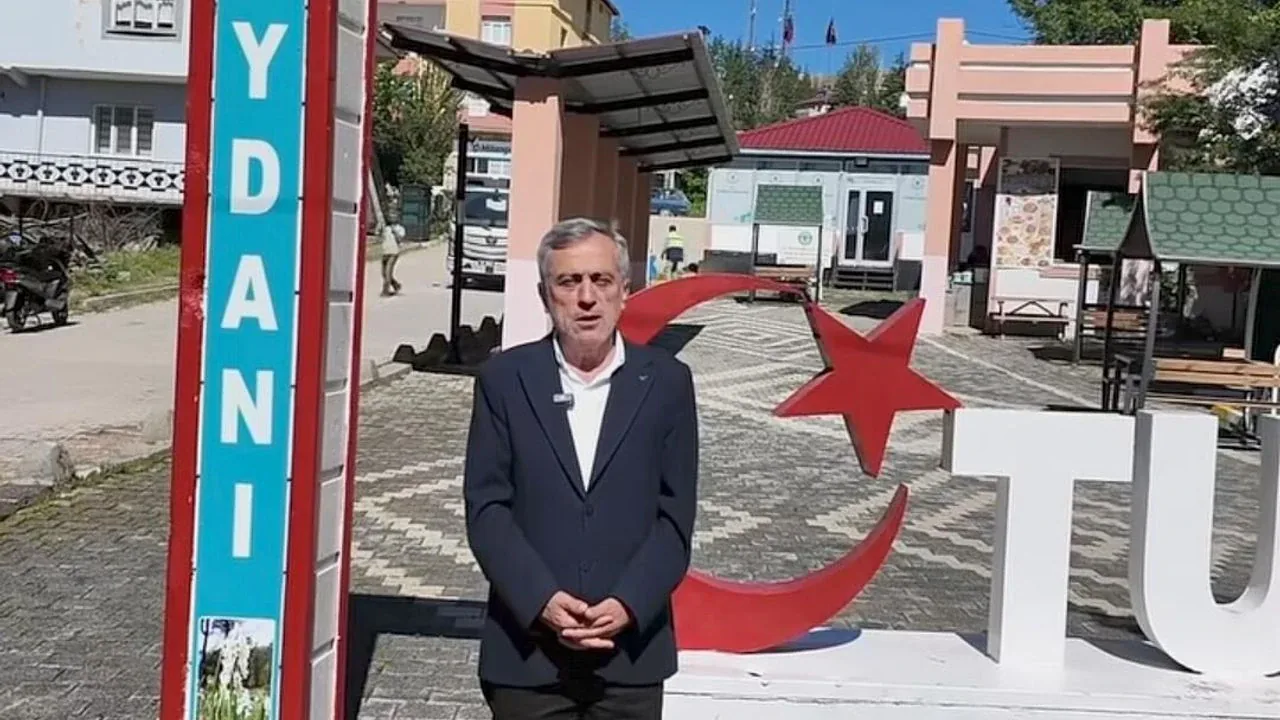 Tufanbeyli'de Anlamlı Karar: Fasulye Meydanı'nın Adı Değişti Tufanbeyli'de Anlamlı Karar: Fasulye Meydanı'nın Adı Değişti