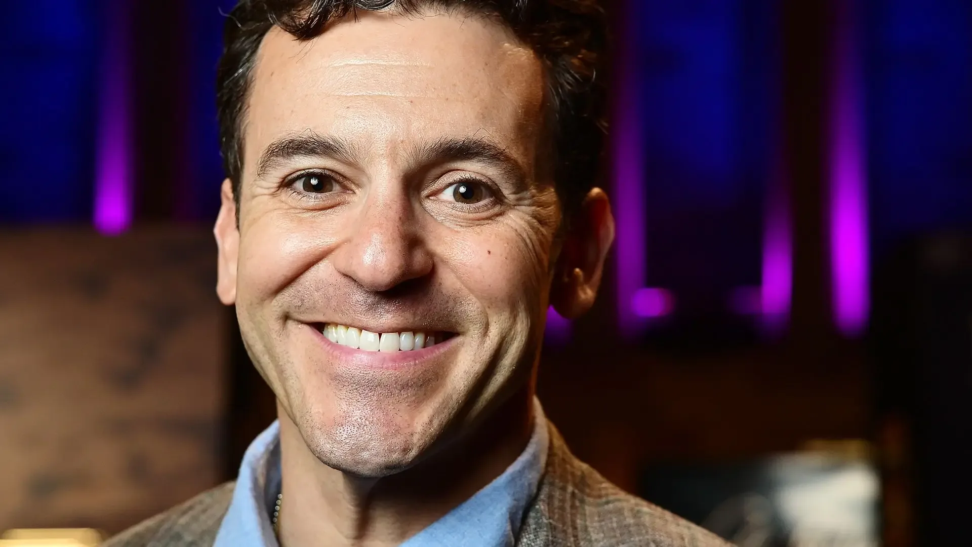 The Wonder Years Yıldızı Fred Savage 50 Yaşında: İşte Yıllar İçindeki Dönüşümü The Wonder Years Yıldızı Fred Savage 50 Yaşında: İşte Yıllar İçindeki Dönüşümü