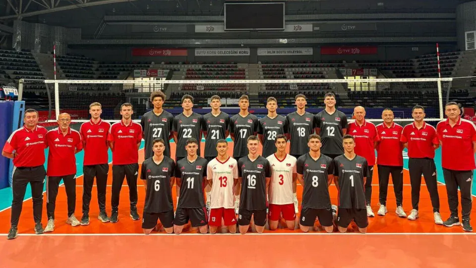 U18 Erkek Milli Voleybol Takımı Balkan Şampiyonası İçin Podgorica'da görseli