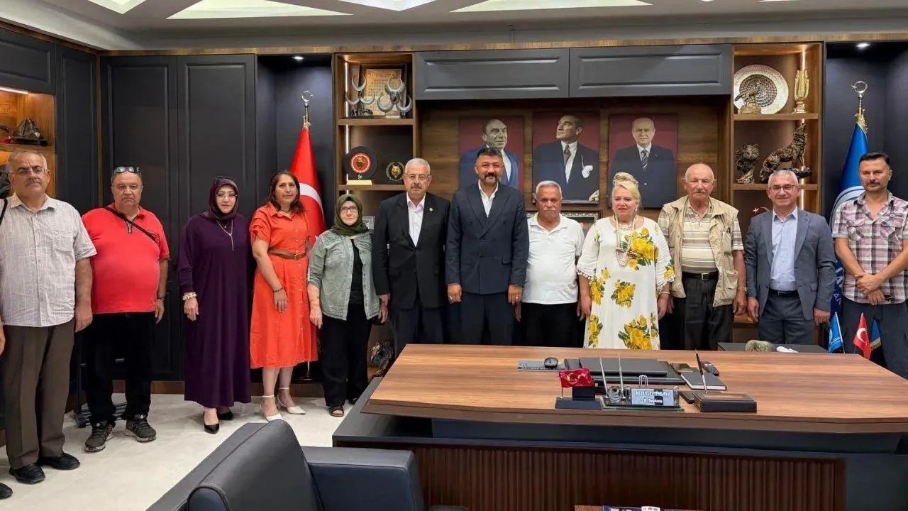 Afyonkarahisar Ülkü Ocakları ve AFYAŞAD'dan Kültür İş Birliği Afyonkarahisar Ülkü Ocakları ve AFYAŞAD'dan Kültür İş Birliği