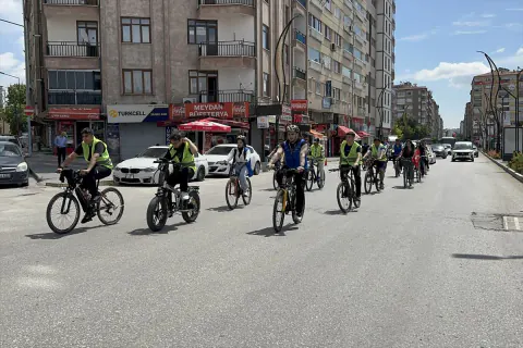 Varto Sosyal Sorumluluk Festivali'nde sağlıklı yaşam için pedal çevrildi