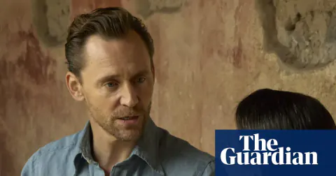 Tom Hiddleston'dan Pompeii Sürprizi: Vezüv Yanardağı Belgeseli Geliyor