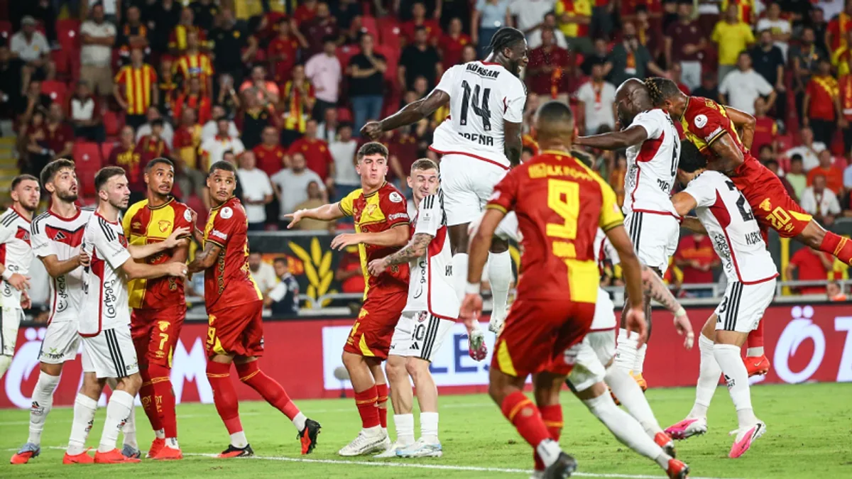 Gaziantep FK, Göztepe'yi deplasmanda 4-2 yendi: Kodjo çift golle öne çıktı Gaziantep FK, Göztepe'yi deplasmanda 4-2 yendi: Kodjo çift golle öne çıktı