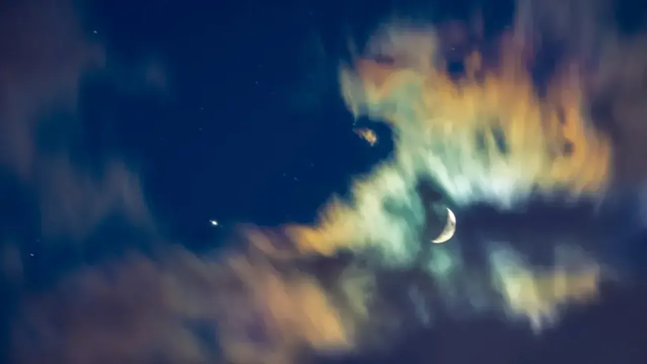 Yeni Ayda Dilek Dilemenin Püf Noktaları: Astrolog Rachel Ruth Tate'ten Rehber Yeni Ayda Dilek Dilemenin Püf Noktaları: Astrolog Rachel Ruth Tate'ten Rehber