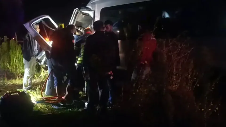 Kayseri Develi'de işçi servisi kazası: 1 ölü, 15 yaralı görseli