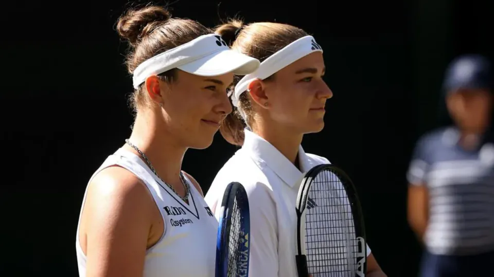 Karolina Muchova ve Linda Noskova Arasında Nefes Kesen Tenis Mücadelesi görseli