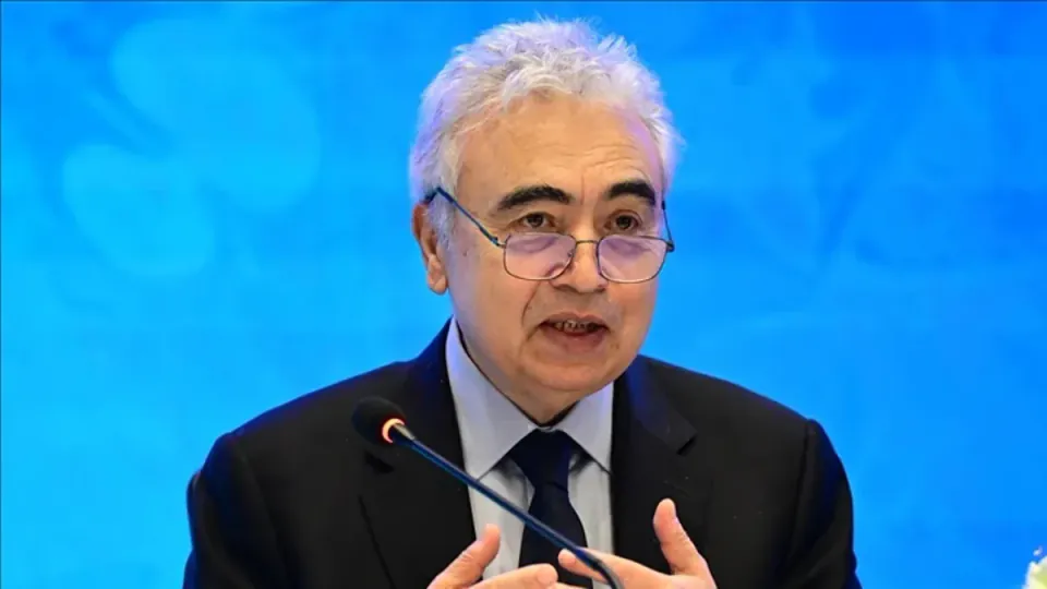 Fatih Birol'dan Kritik Uyarı: İklim Krizi Liderlerin Gündeminden Kayıyor görseli