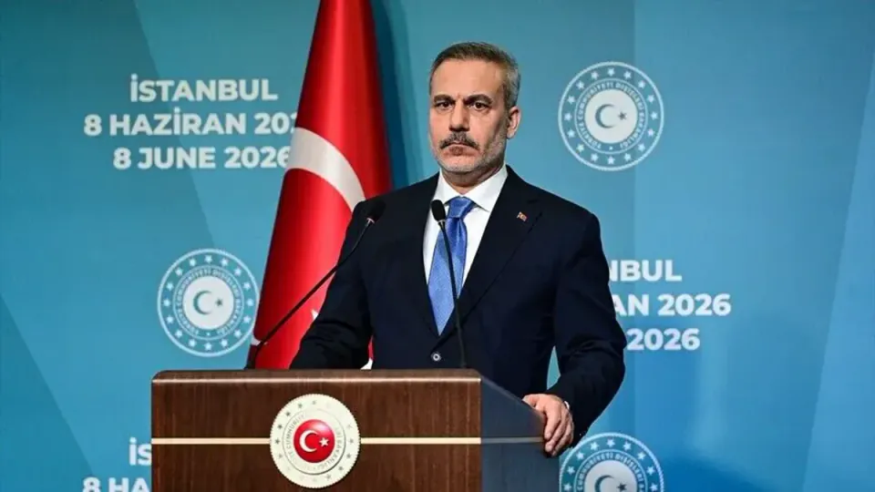 Ukrayna-Rusya Hattında Kritik Gün: Bakan Fidan Zirvede, Almanya'dan İHA Hamlesi