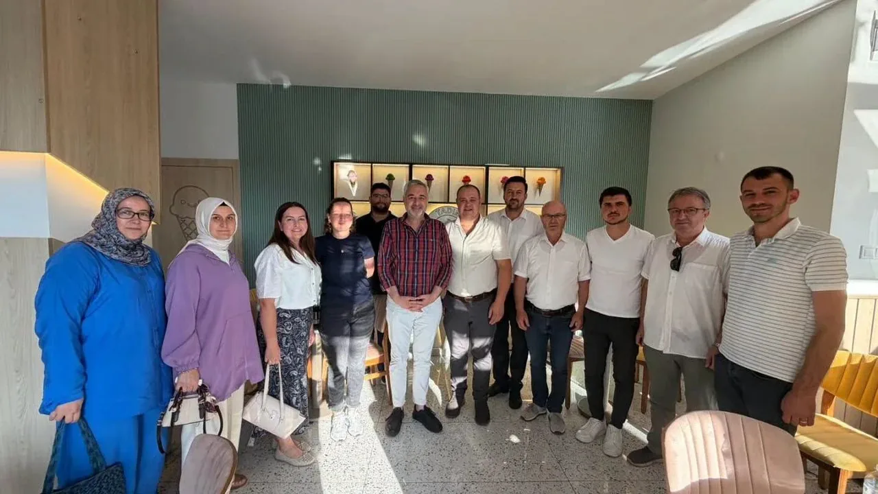 Milletvekili Ahmet Gökhan Sarıçam'dan Vize'deki Yeni Yatırıma Ziyaret Milletvekili Ahmet Gökhan Sarıçam'dan Vize'deki Yeni Yatırıma Ziyaret