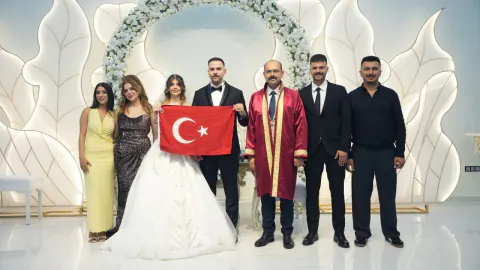 Tosya Belediye Başkanı Volkan Kavaklıgil'in Kardeşi Çağatay Tarakçı Evlendi