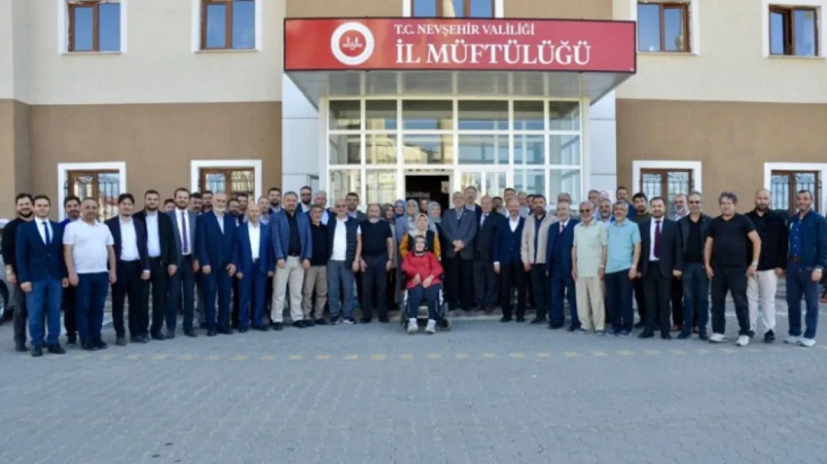 Nevşehir İl Müftüsü Kazım Güzel Ankara'ya Atandı: 4 Yıllık Görevden Uğurlandı Nevşehir İl Müftüsü Kazım Güzel Ankara'ya Atandı: 4 Yıllık Görevden Uğurlandı