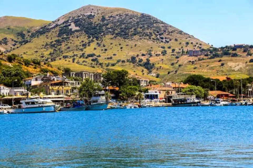 Dünyanın İlk Sakin Adası Gökçeada: Tarih ve Doğanın Buluşma Noktası görseli