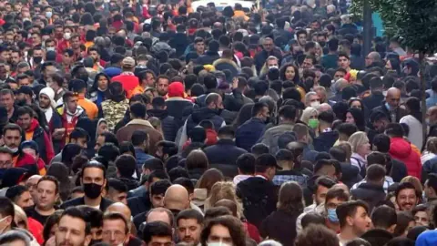 TÜİK İşsizlik Verilerini Açıkladı: Adana Akdeniz'de Zirveye Yerleşti