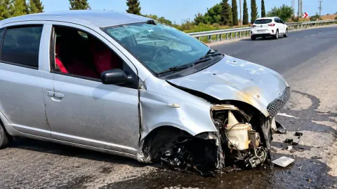 Kuşadası-Söke yolunda korkulu kaza: 3 yaralı hastaneye kaldırıldı