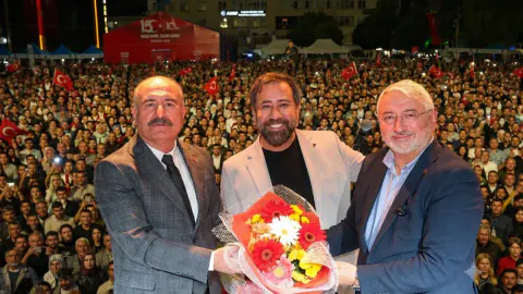 Osman Öztunç Çorum'da Tarihi İzdiham Yarattı