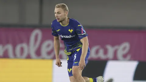 Galatasaray'da Victor Nelsson İçin Transfer Hareketliliği: Kulüple Görüşmeler Sürüyor
