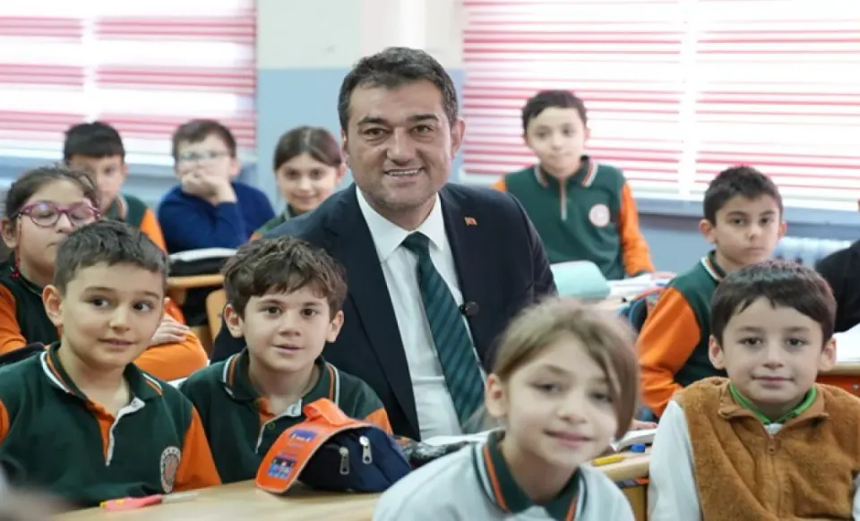 Giresun Belediye Başkanı Köse: "Çocuklarımız Bilim ve Sevgiyle Yetişsin" Mesajıyla Yeni Yıla Başlıyoruz görseli