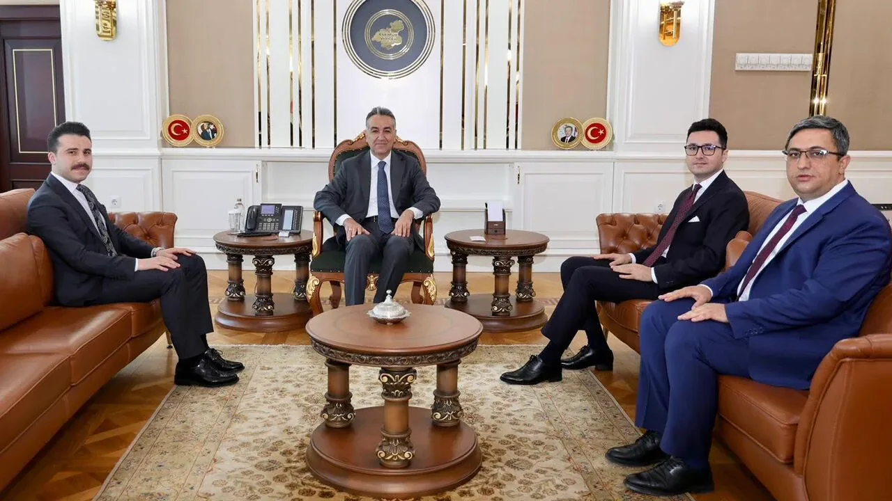Karabük Valiliği'nde Yeni Atamalar: Vali Çağatay'dan Kabul Karabük Valiliği'nde Yeni Atamalar: Vali Çağatay'dan Kabul