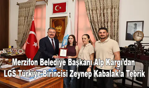 Merzifon Belediye Başkanı Alp Kargı, LGS Türkiye Birincisi Zeynep Kabalak'ı Ağırladı Merzifon Belediye Başkanı Alp Kargı, LGS Türkiye Birincisi Zeynep Kabalak'ı Ağırladı