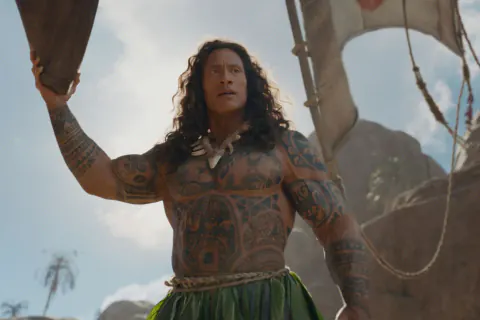 Dwayne Johnson 'Vaiana' ile Beyaz Perdede: Canlı Aksiyon Uyarlaması Geliyor