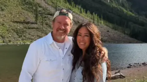 Joanna Gaines'in Colorado'daki Evinden 5 Çocuklu Aile Görüntüsü Paylaştı