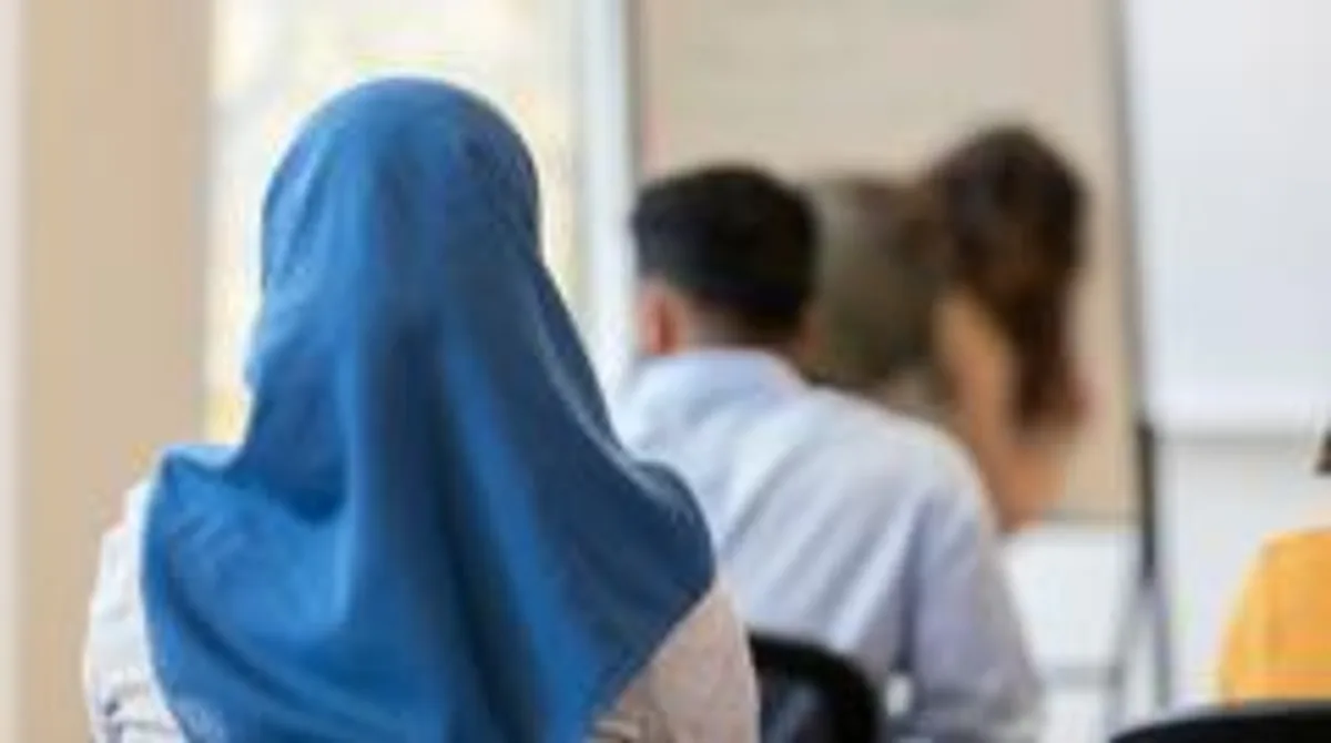 Avusturya okullarda başörtüsü yasağı 14 yaşa genişletildi
