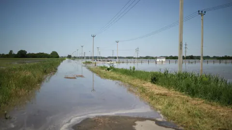 Rusya'da Kuban Nehri Alarm Veriyor: Kırım ve Slavyan Bölgelerinde Tahliyeler Başladı