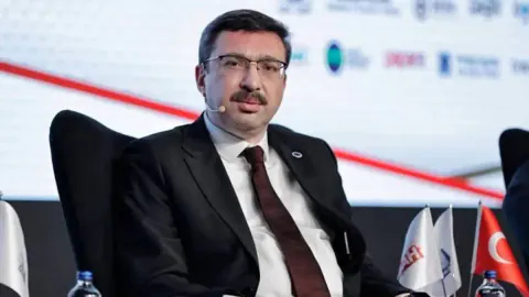 Eski SPK Başkanı Gönül için soruşturma izni: "Görevi kötüye kullanma" iddiası
