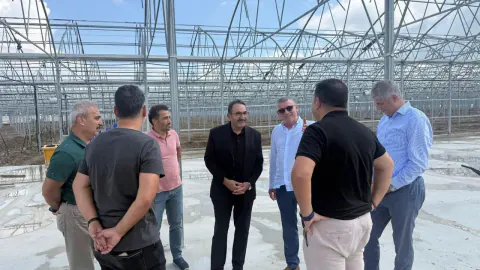 Adana Karataş'ta Sera Organize Tarım Bölgesi'ne 2 Milyar TL Yatırım: 5 Bin Dekar Üretime Geçiyor