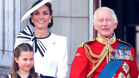 Kral Charles'tan Prenses Charlotte'a Tarihi Hamle: Geleceği Güvence Altına Alındı