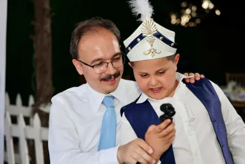 Siirt'te Vakıf Geleneği: 26 Çocuk Toplu Sünnet Şöleniyle Sevince Ortak Oldu