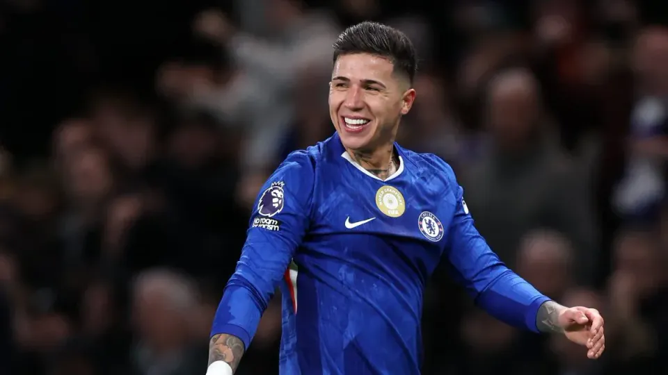 Real Madrid'de Orta Saha Devrimi: Camavinga Gidiyor, Enzo Fernandez Geliyor görseli