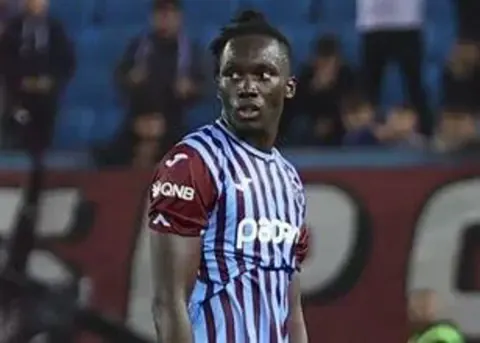 Trabzonspor'da Batista Mendy Bilmecesi: Sevilla Dönüşü ve Kontenjan Krizi