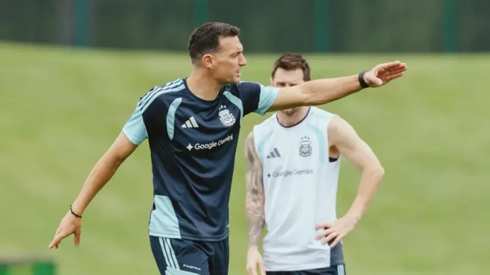 Arjantin'de Scaloni'den Sürpriz Karar: Ürdün Maçında Messi Kulübede mi? görseli