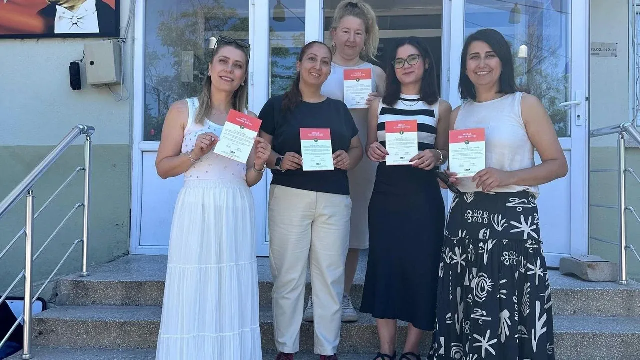 Lüleburgaz'da Bir İlk: Büyükmandıra Ortaokulu 'TEMA Okulu' Unvanını Kazandı Lüleburgaz'da Bir İlk: Büyükmandıra Ortaokulu 'TEMA Okulu' Unvanını Kazandı