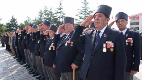 Erzincan'da 19 Eylül Gaziler Günü 105. Yıl Törenlerle Anıldı