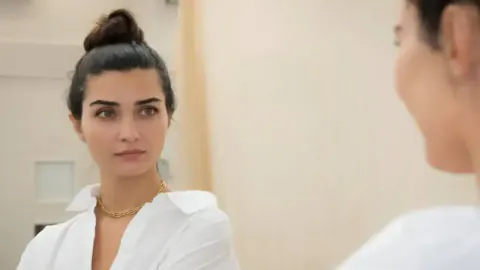 Tuba Büyüküstün'den Bütünsel Güzellik Yaklaşımı: Wellness ve Estetik Dengesi