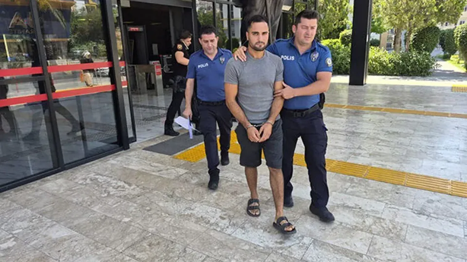Alanya'da Cinsel Saldırı ve Gasp Şüphelisi Muhammed A. Tutuklandı görseli