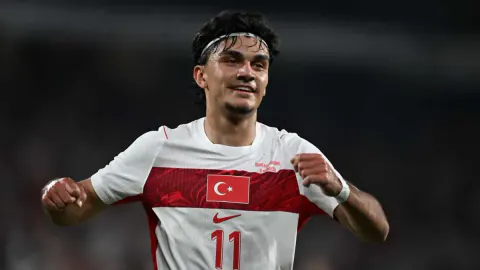 Galatasaray'da Can Uzun operasyonu: Kişisel şartlarda anlaşma sağlandı