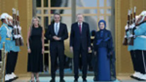 Miçotakis Külliye'de: Mehteran Birliği'nin 'Ceddin Deden' Marşı Sosyal Medyayı Salladı