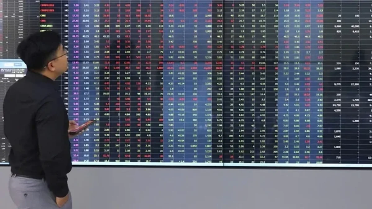 Vietnam Borsası'nda Sert Düşüş: VN-Index 1800 Puanlık Kritik Eşiği Kırdı Vietnam Borsası'nda Sert Düşüş: VN-Index 1800 Puanlık Kritik Eşiği Kırdı