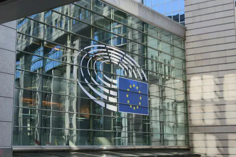 ECB, tokenize edilmiş tahvilleri kendi fonlarıyla satın almaya başlıyor: Merkezi banka parası blockchain'e girdi