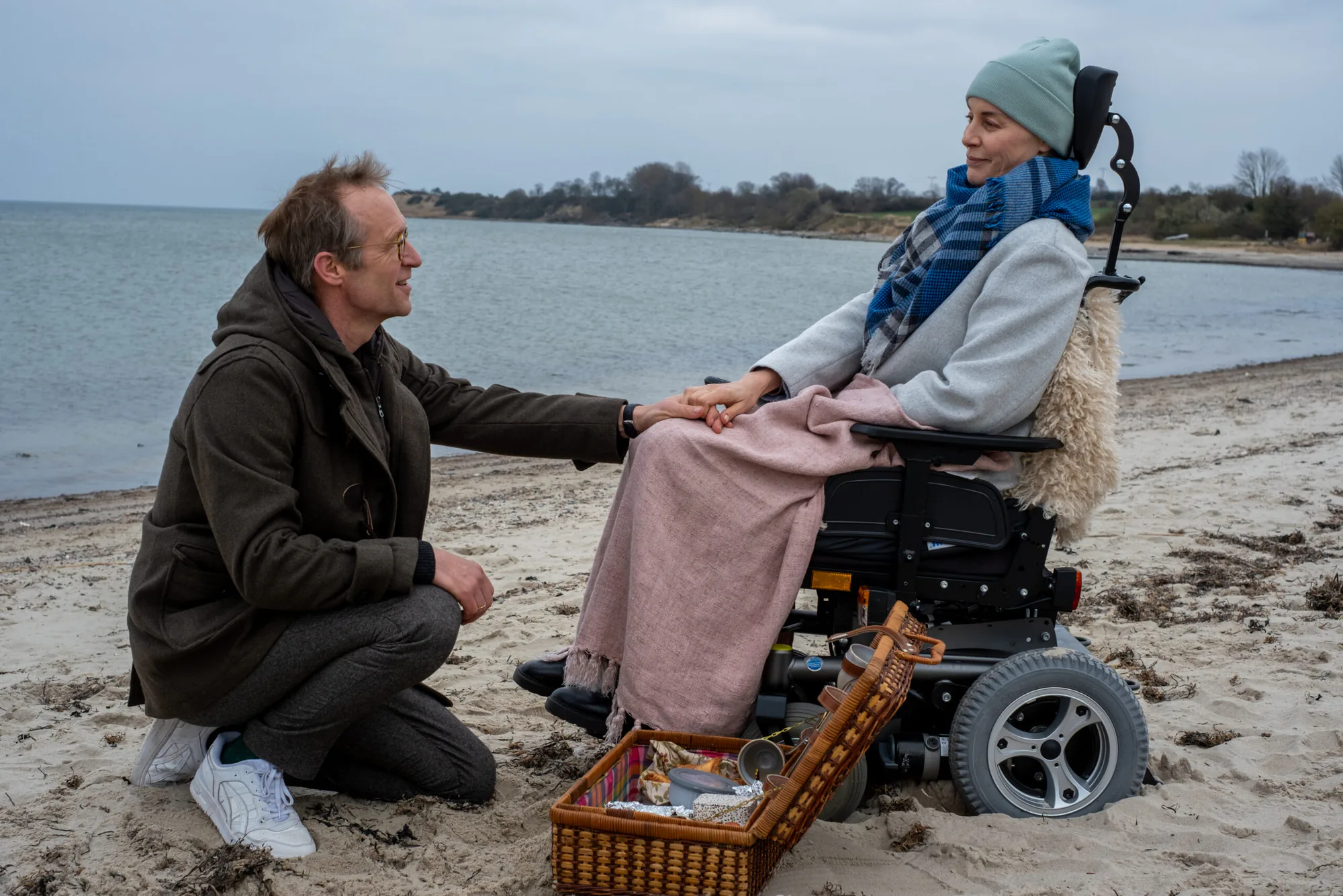 Lars Mikkelsen ve Anna Maria Mühe: 'Unter anderen Umständen' Gizemi Lars Mikkelsen ve Anna Maria Mühe: 'Unter anderen Umständen' Gizemi