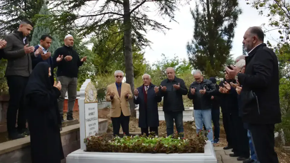 Ahmet Yakupoğlu'nun 10. ölüm yıldönümü Kütahya'da törenle anıldı görseli
