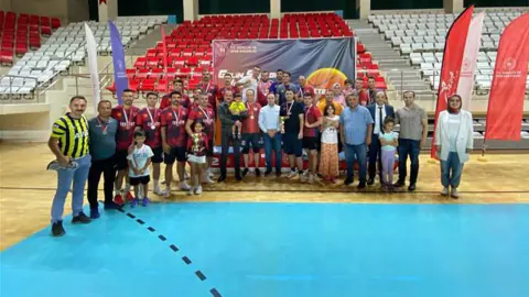 Erzincan Valiliği 4. Kamu Spor Oyunları Voleybolunda Şampiyon Oldu