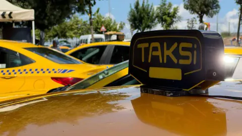 İstanbul taksi ücretlerine zam: Yeni tarifeler ve taksimetre ayar bedelleri belli oldu