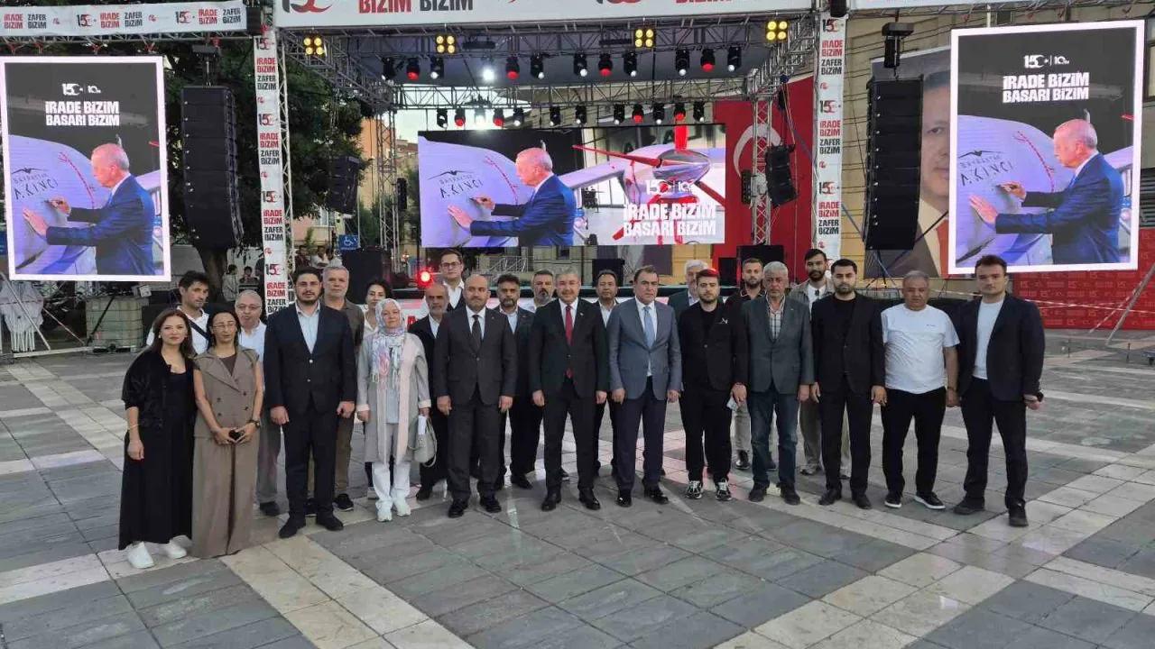Eskişehir Valisi Erdinç Yılmaz'dan 15 Temmuz kutlamaları için çağrı Eskişehir Valisi Erdinç Yılmaz'dan 15 Temmuz kutlamaları için çağrı
