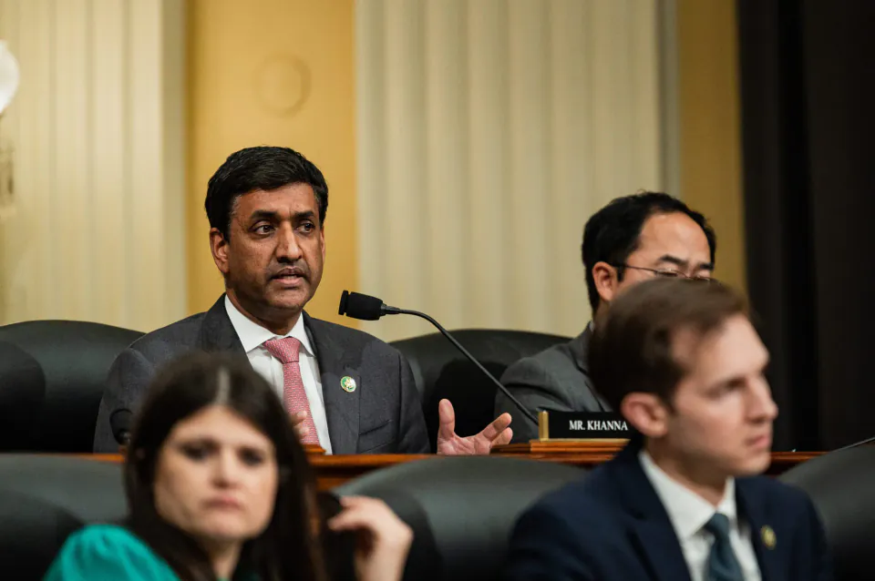 ABD Kongresi'nde 'İlerici' Ses: Ro Khanna ve Dış Politika Eleştirileri görseli